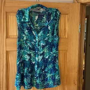 Fashion Bug Sleeveless Button-Front Top in Teal & Navy